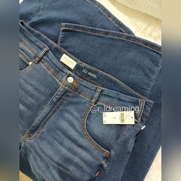 NWT The Adi Knit Mid-Rise Flare Jeans by Pilcro Size 33 In Frosted Blue Wash - Picture 4 of 8